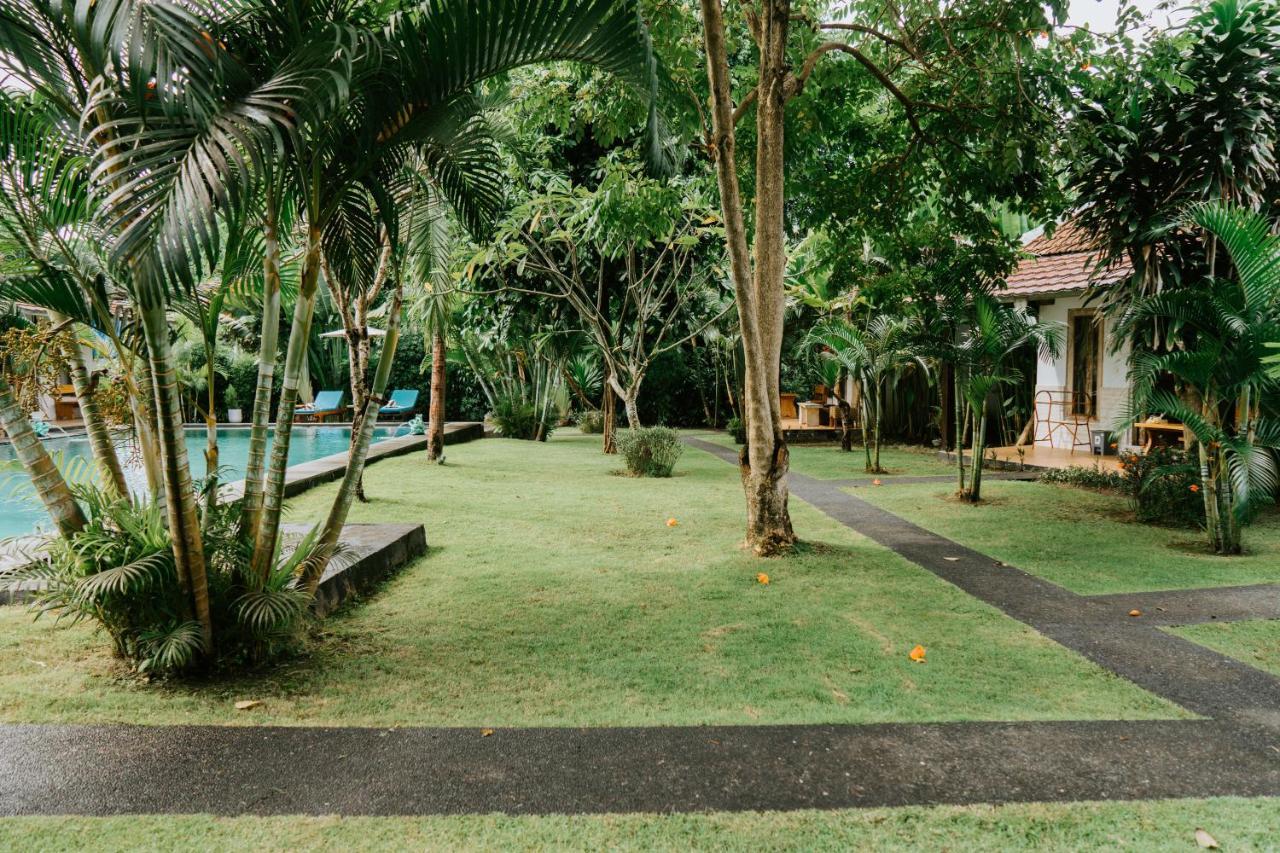Agung Wiwin Homestay & Restaurant Mengwi Экстерьер фото
